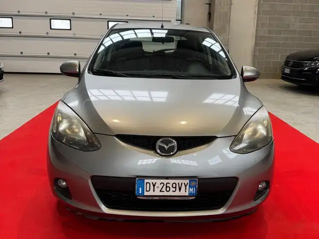 Mazda 2 2 II 2009 5p 1.3 Sport 86cv