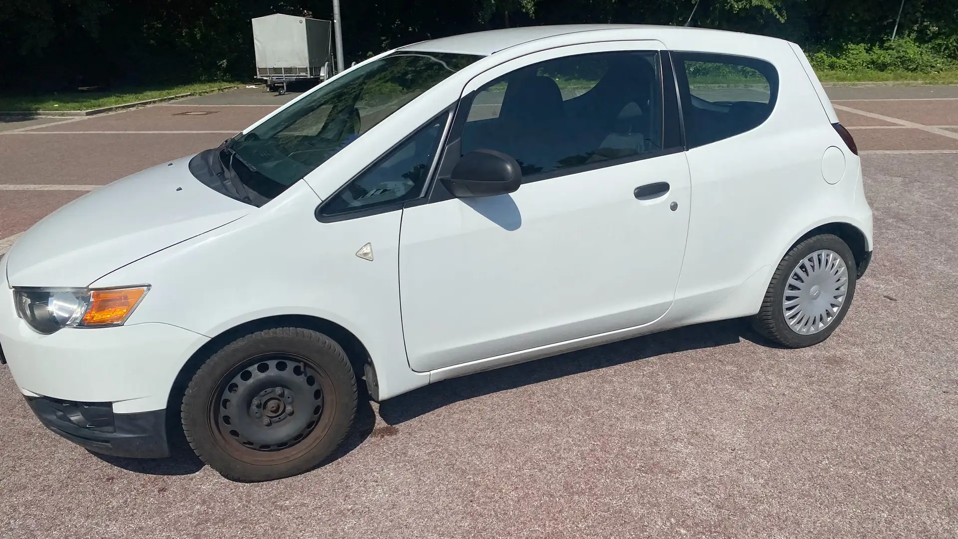 Mitsubishi Colt Colt 1.1 Weiß - 2