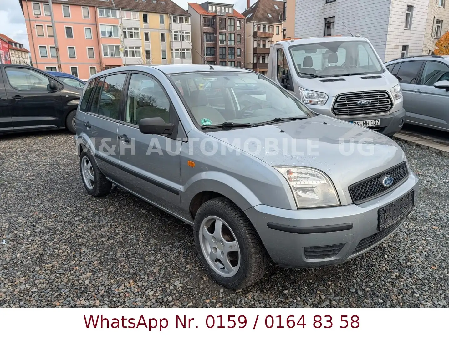 Ford Fusion Ambiente Silber - 1