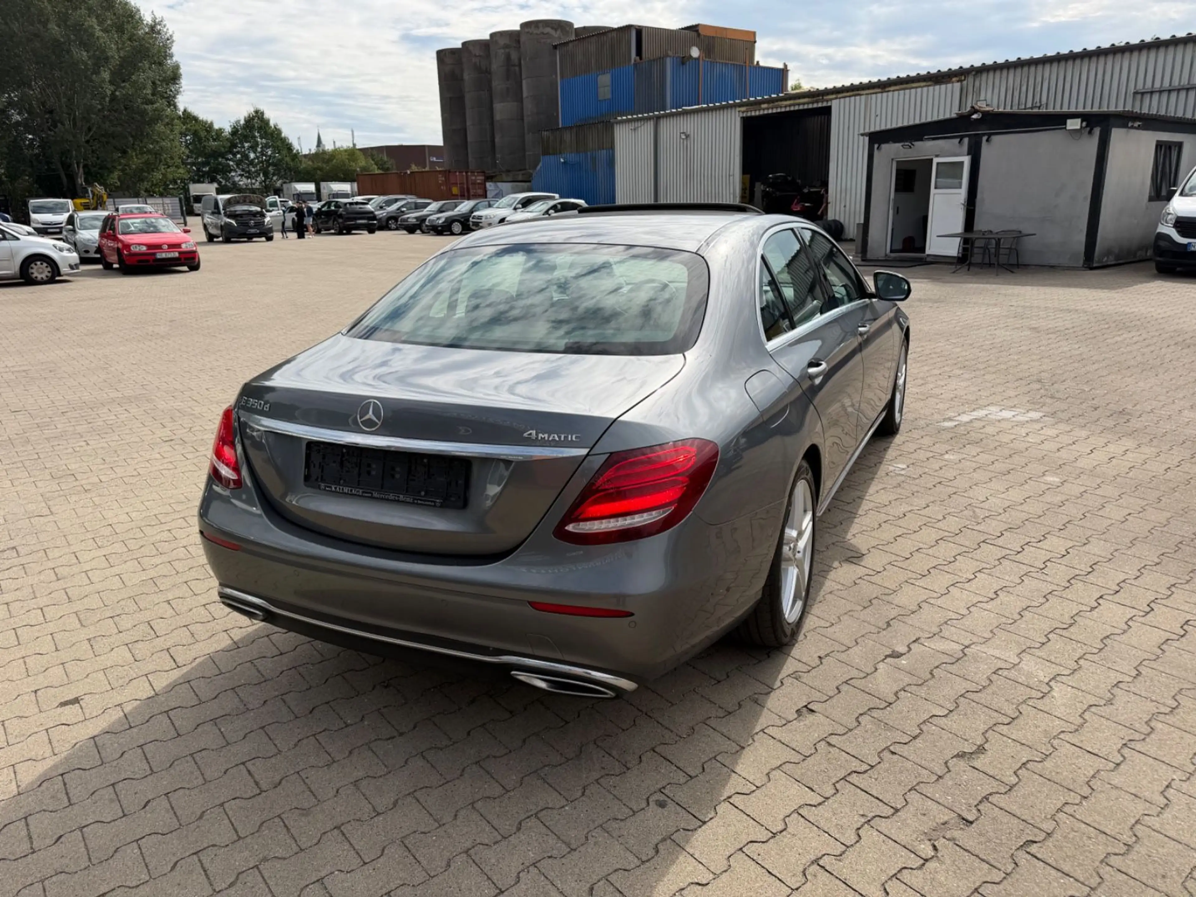 Mercedes-Benz E 350 d 4Matic/LED/EURO6/NAVI/TEMPOMAT/AHK — photo 5