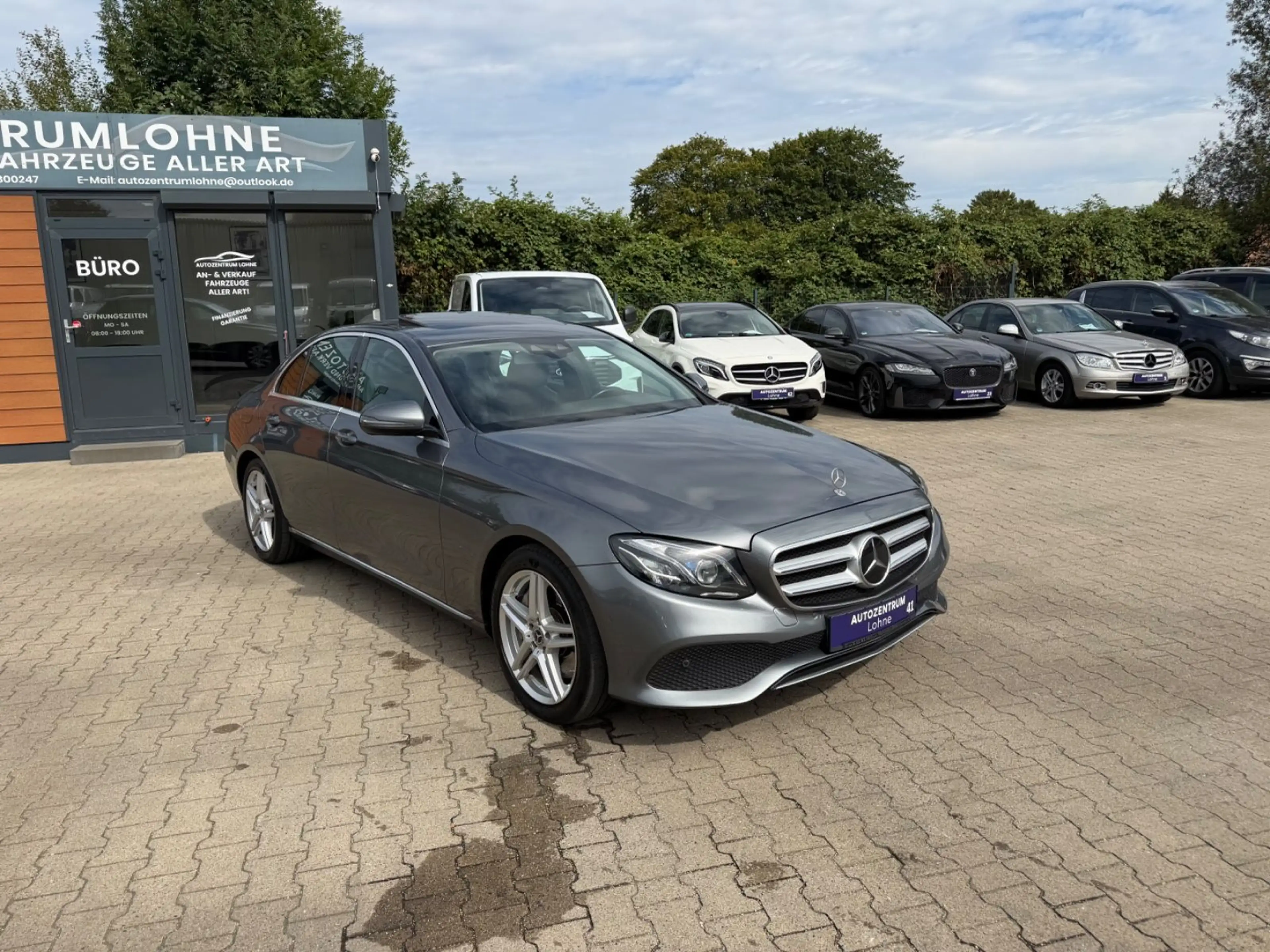 Mercedes-Benz E 350 d 4Matic/LED/EURO6/NAVI/TEMPOMAT/AHK — photo 3