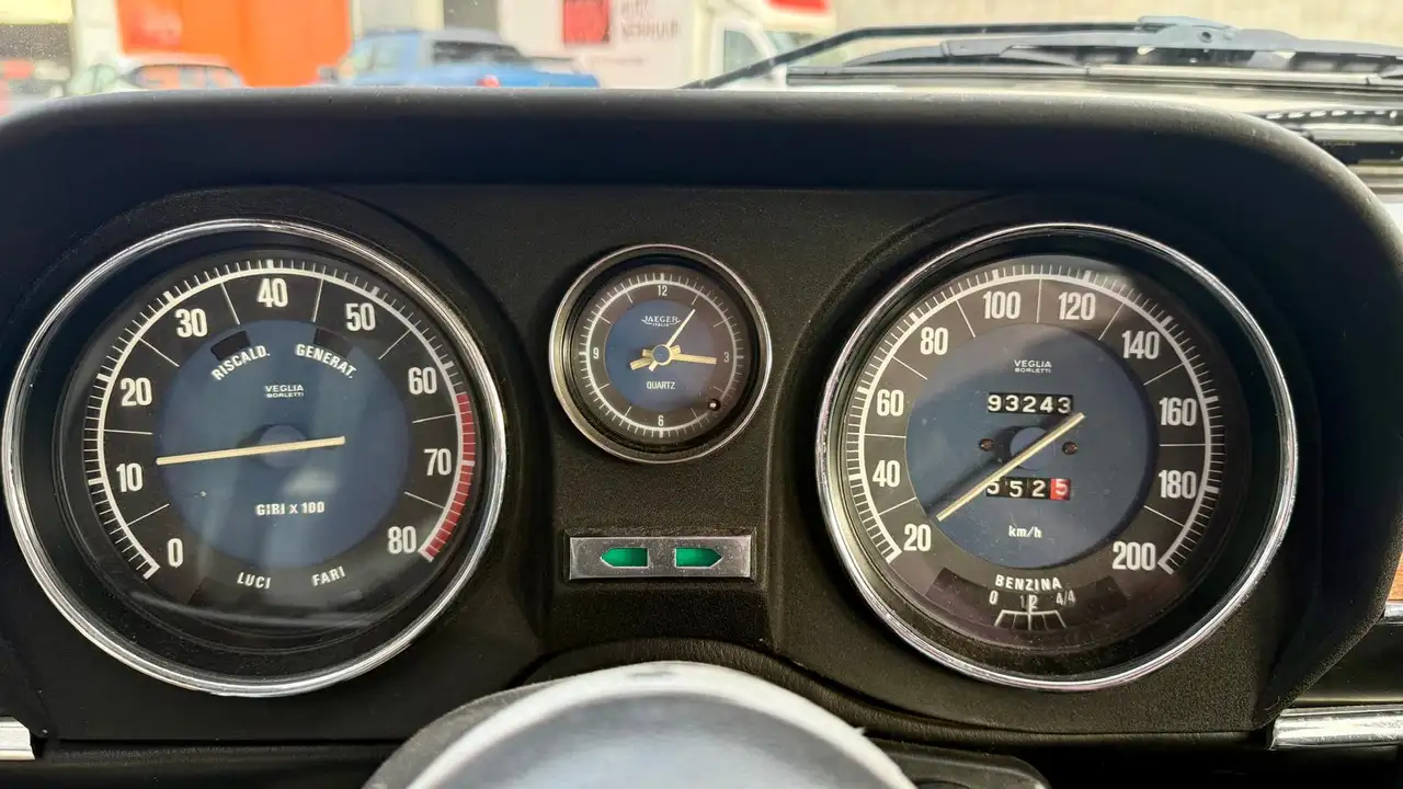 Alfa Romeo Giulia 1.3 L, foto 2