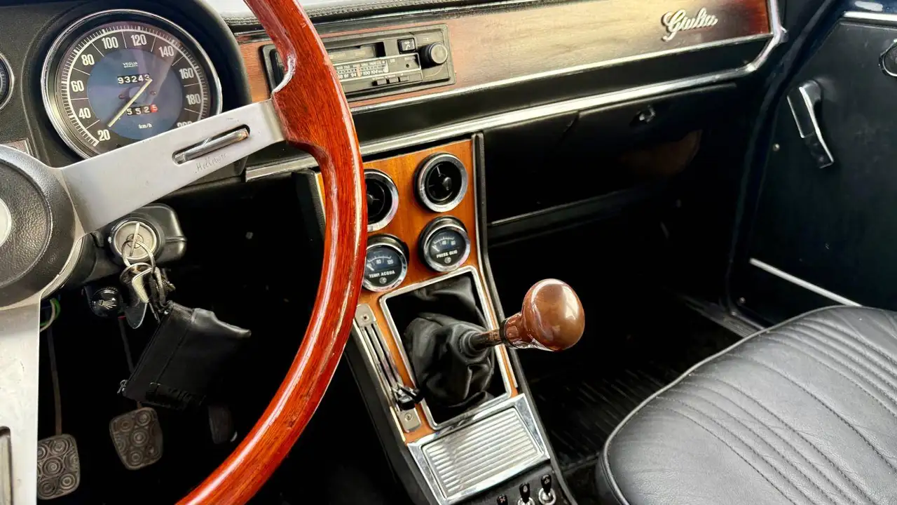 Alfa Romeo Giulia 1.3 L, foto 3