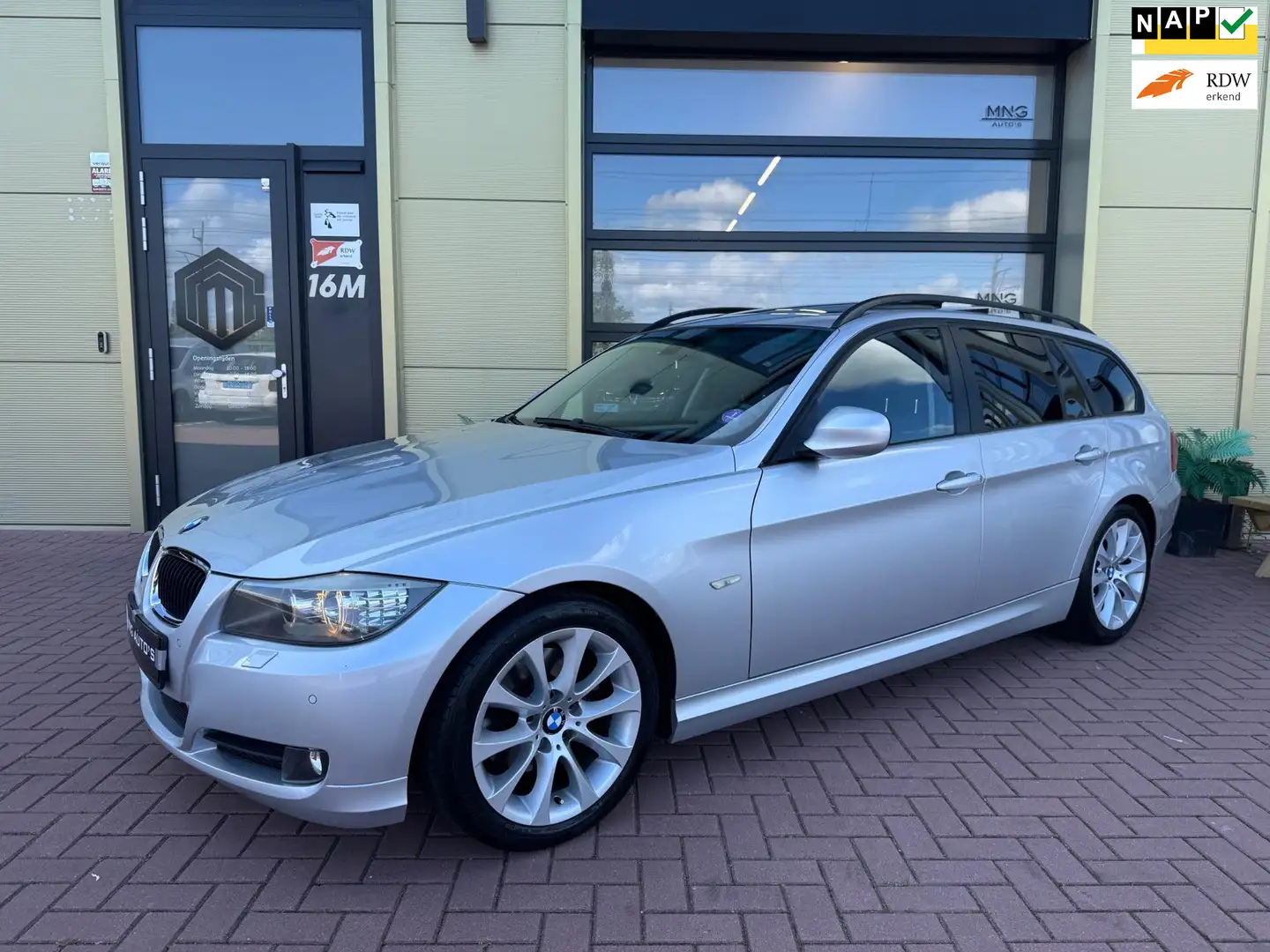 BMW 320 3-serie Touring 320i|Automaat|Pano|Stoelvw|Leder|P Grigio - 1