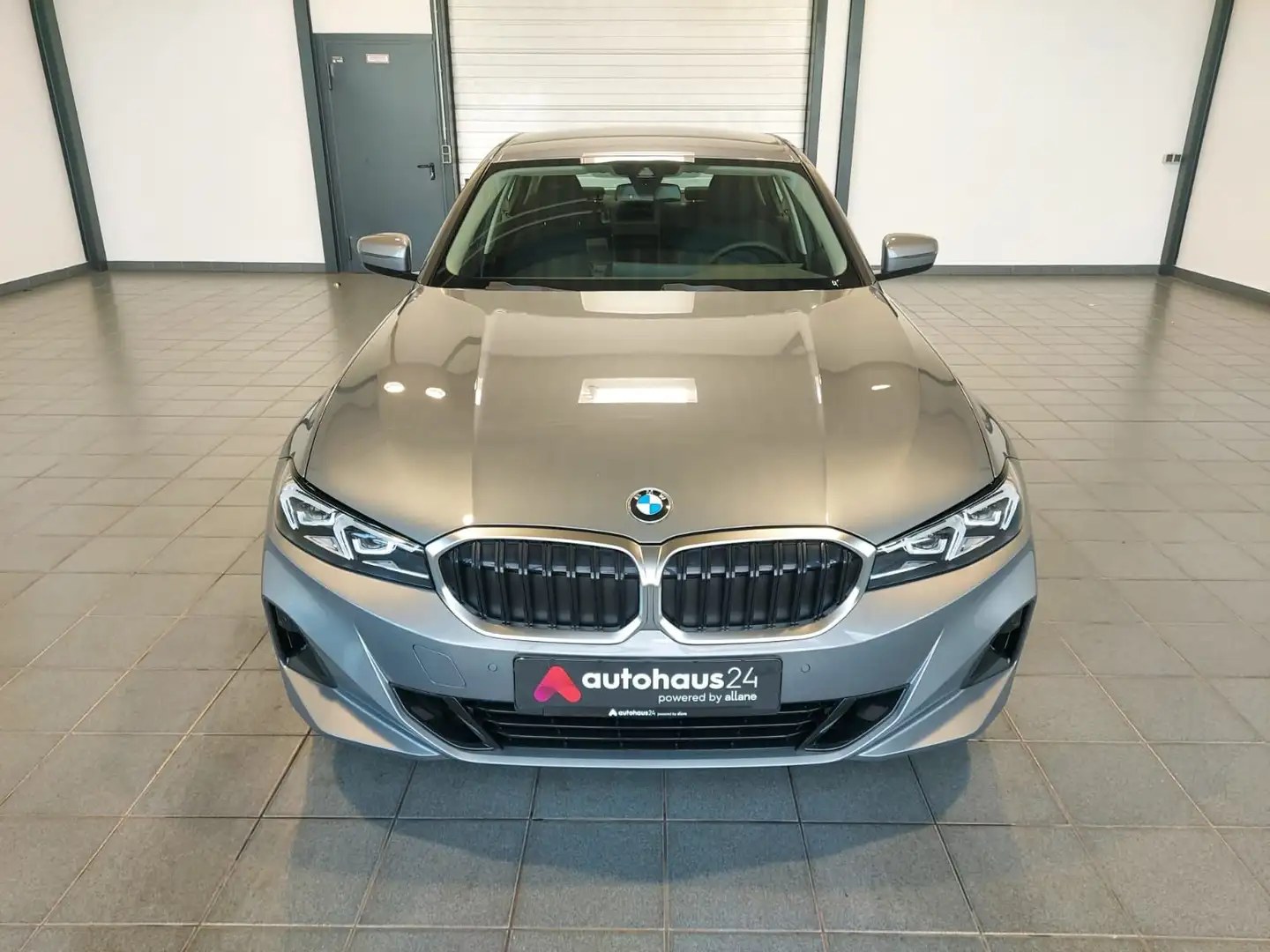 BMW 320 i Navi|LED|Kamera|Sitzhzg Grigio - 2