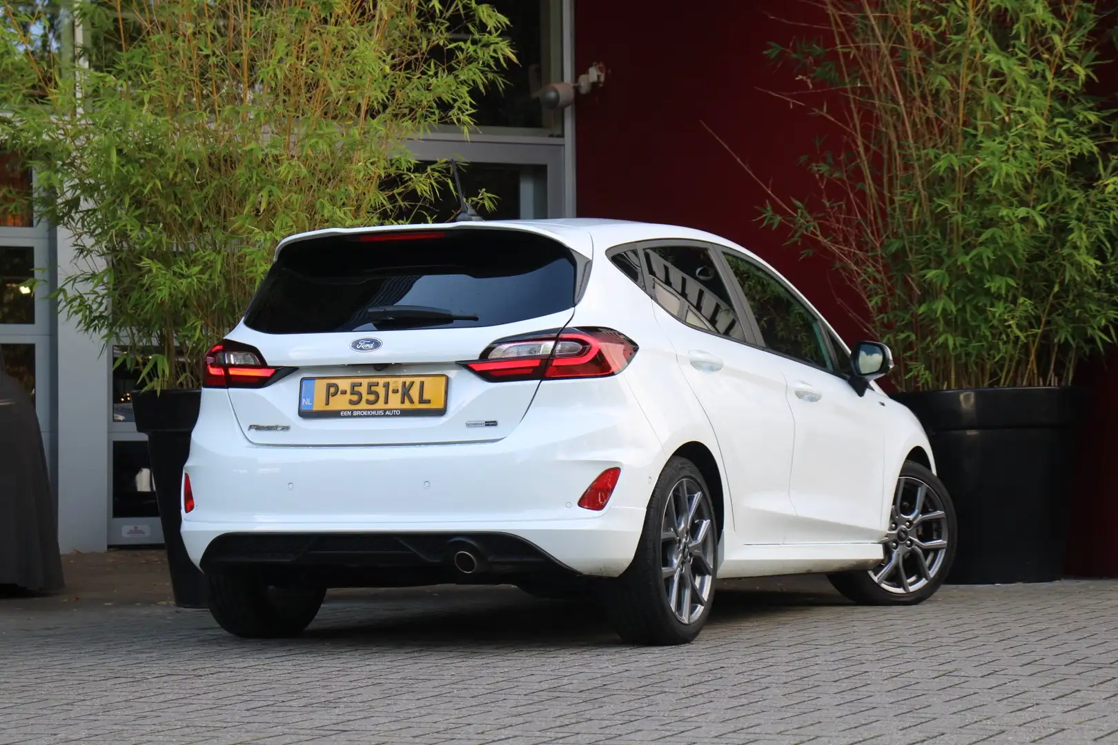 Ford Fiesta 1.0 EcoBoost Hybrid ST-Line X | Matrix LED | B&O | Blanc - 2