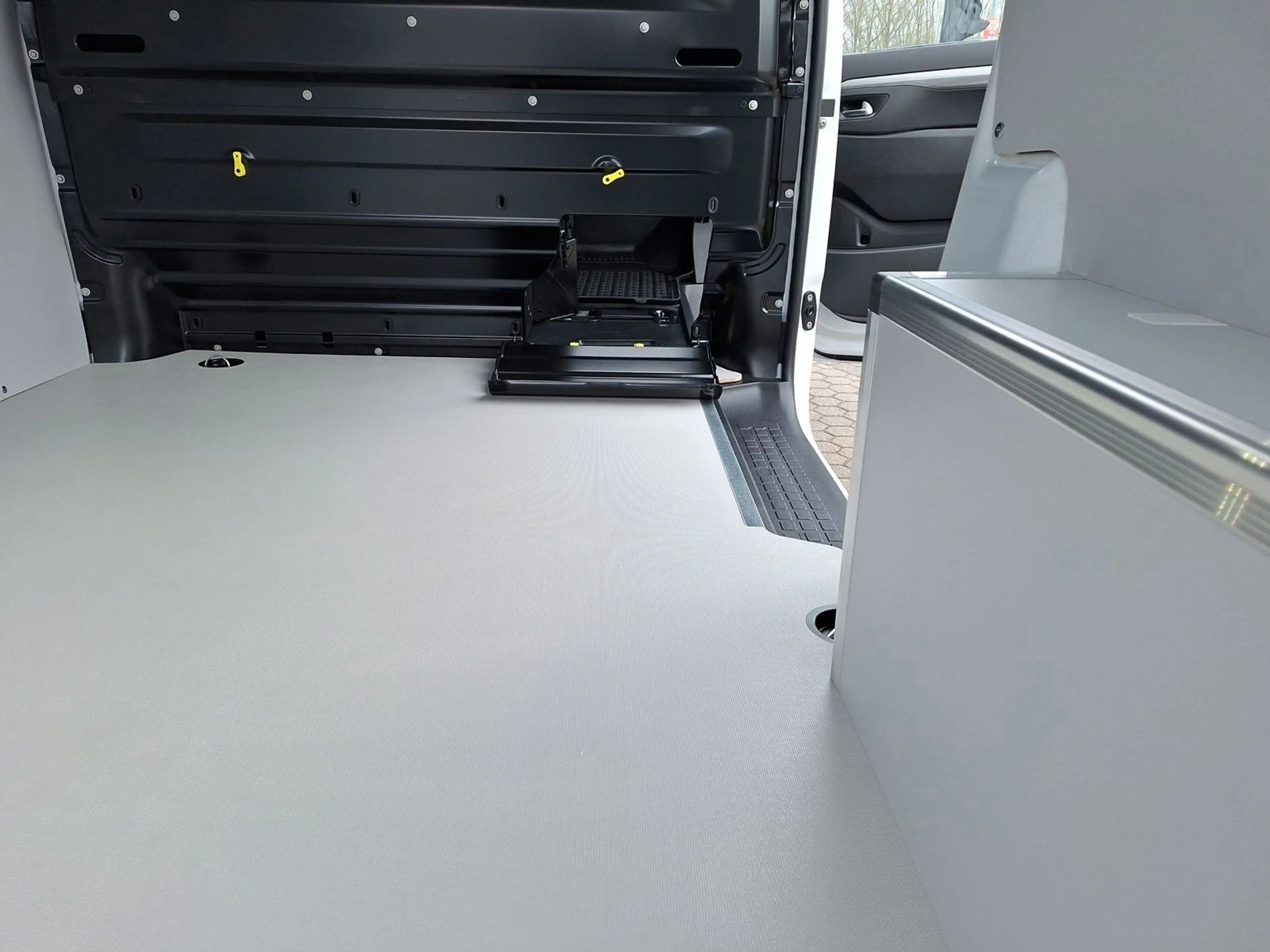 Fiat Scudo L2 M 120 *Connect|Comfort|Look|LED|Winter* — photo 9