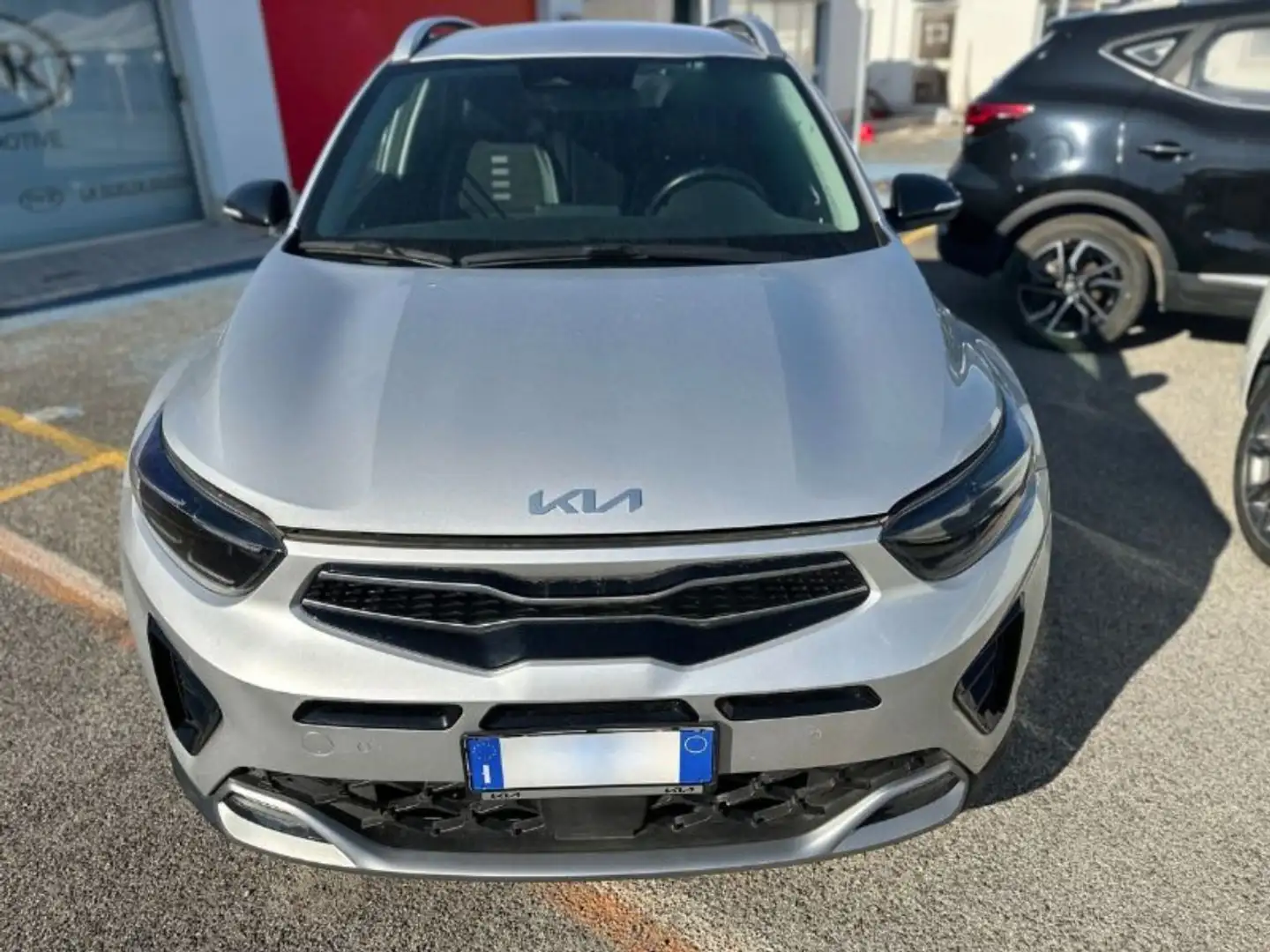 Kia Stonic 1.0 T-GDi MHEV GT Line Techno Pack Silber - 2