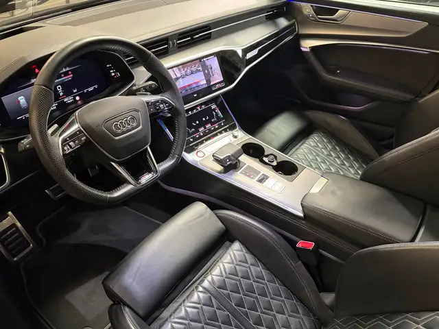 Audi S6 view 14