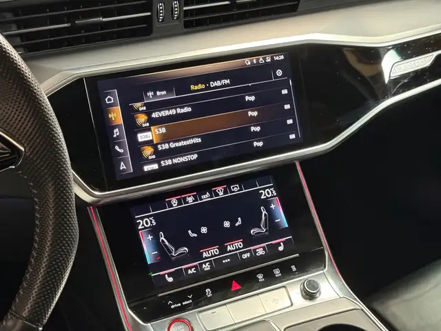 Audi S6 view 29