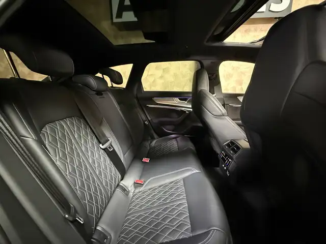 Audi S6 view 12