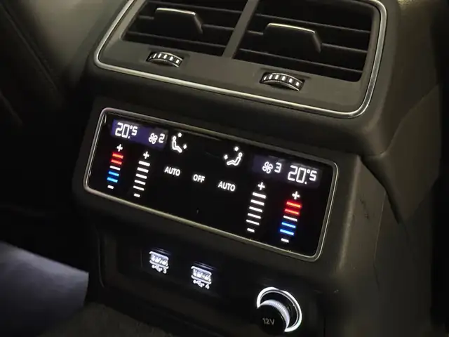 Audi S6 view 13