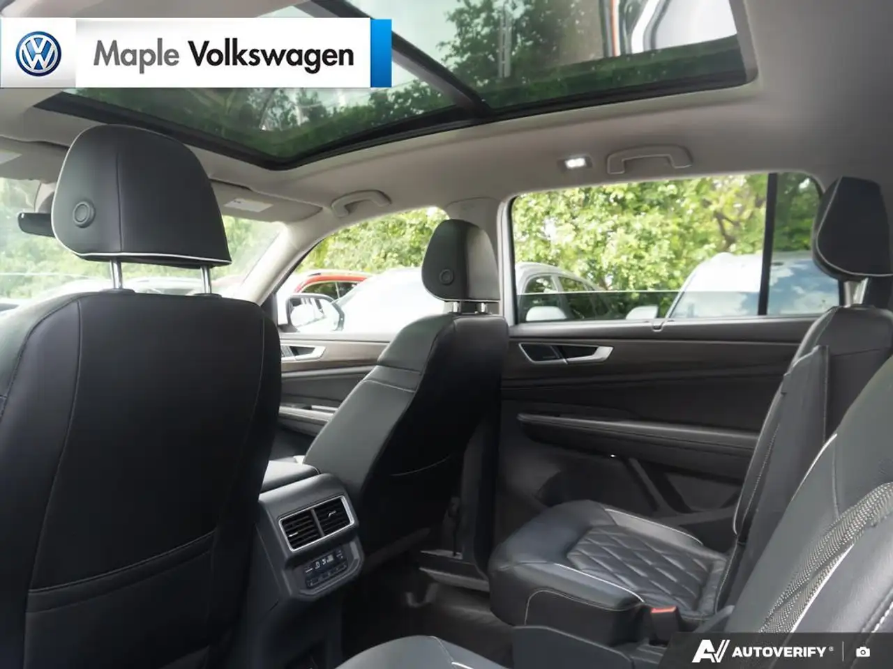 Volkswagen Atlas снимка Volkswagen Atlas