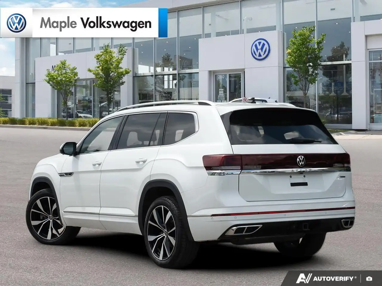 Volkswagen Atlas снимка Volkswagen Atlas