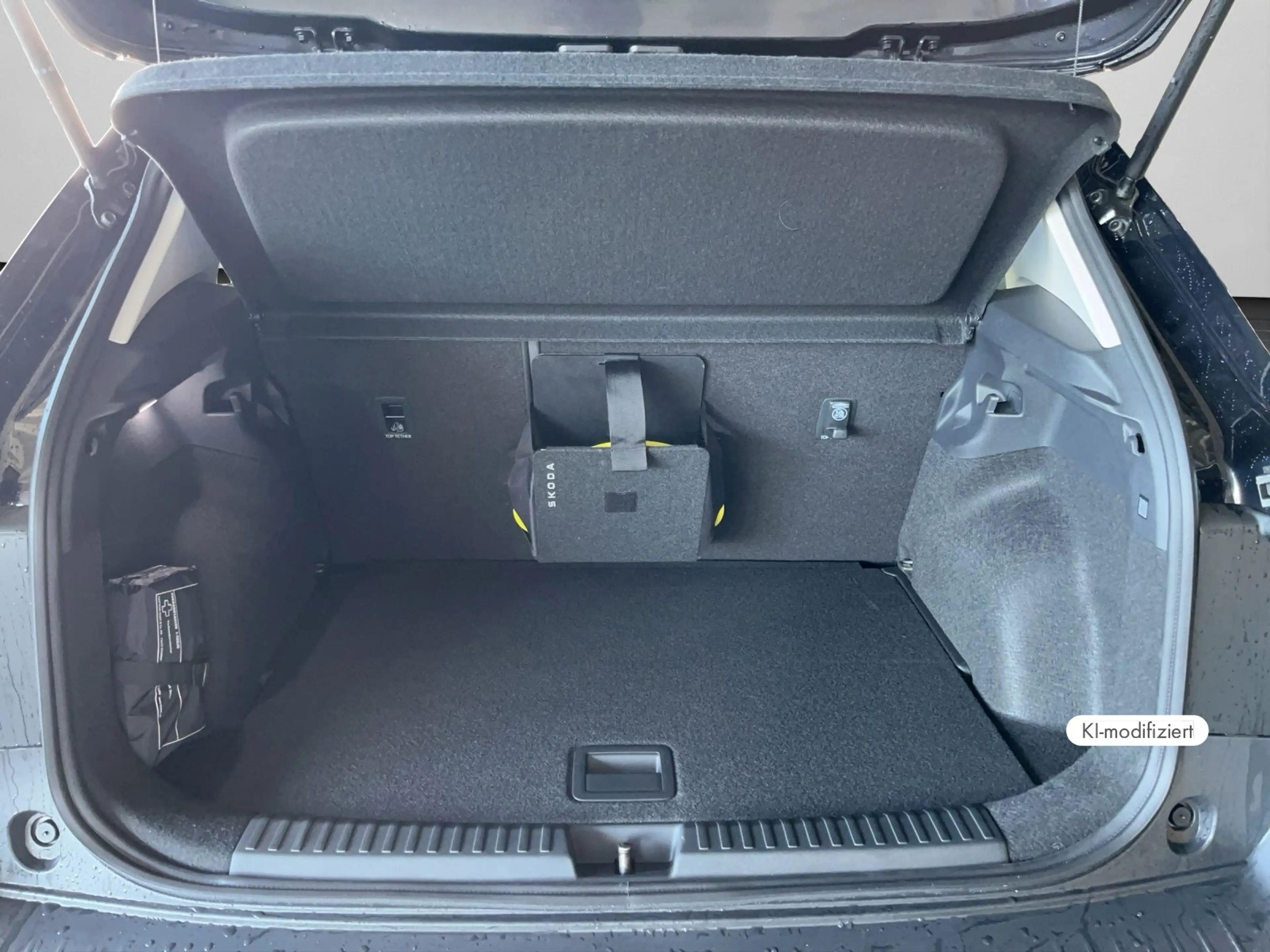 Skoda Epiq Edition Eins 55 (56 kWh) 155 kW 1-Gang-Auto — photo 15