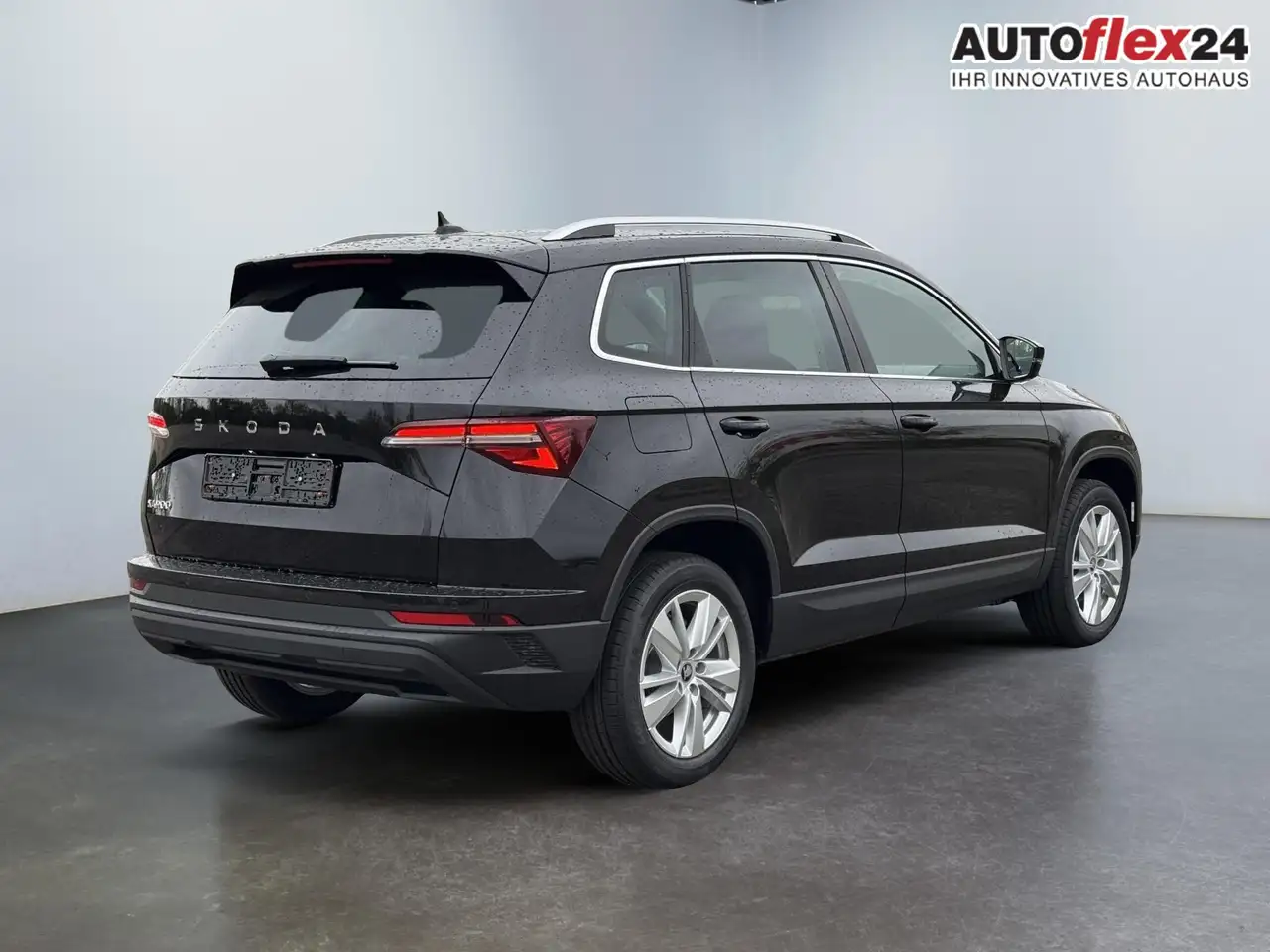 Skoda Karoq 1.5 TSI DSG Top Selection 2Zoklima 2xEinparkhil..., миниатюра 5