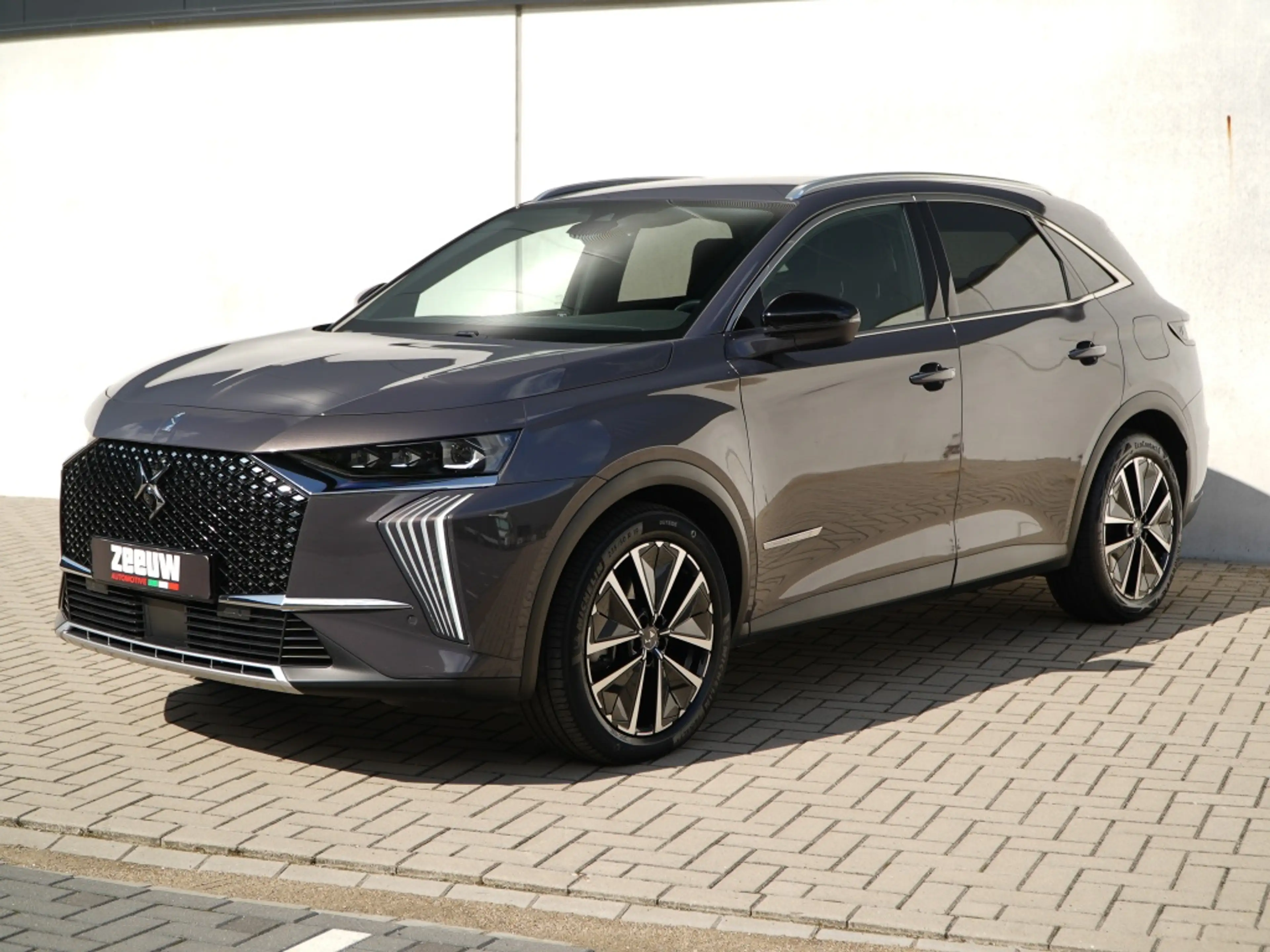 DS Automobiles DS 7 E-Tense 300 PK 4x4 Antoine de Saint Exupéry | Foca — photo 5