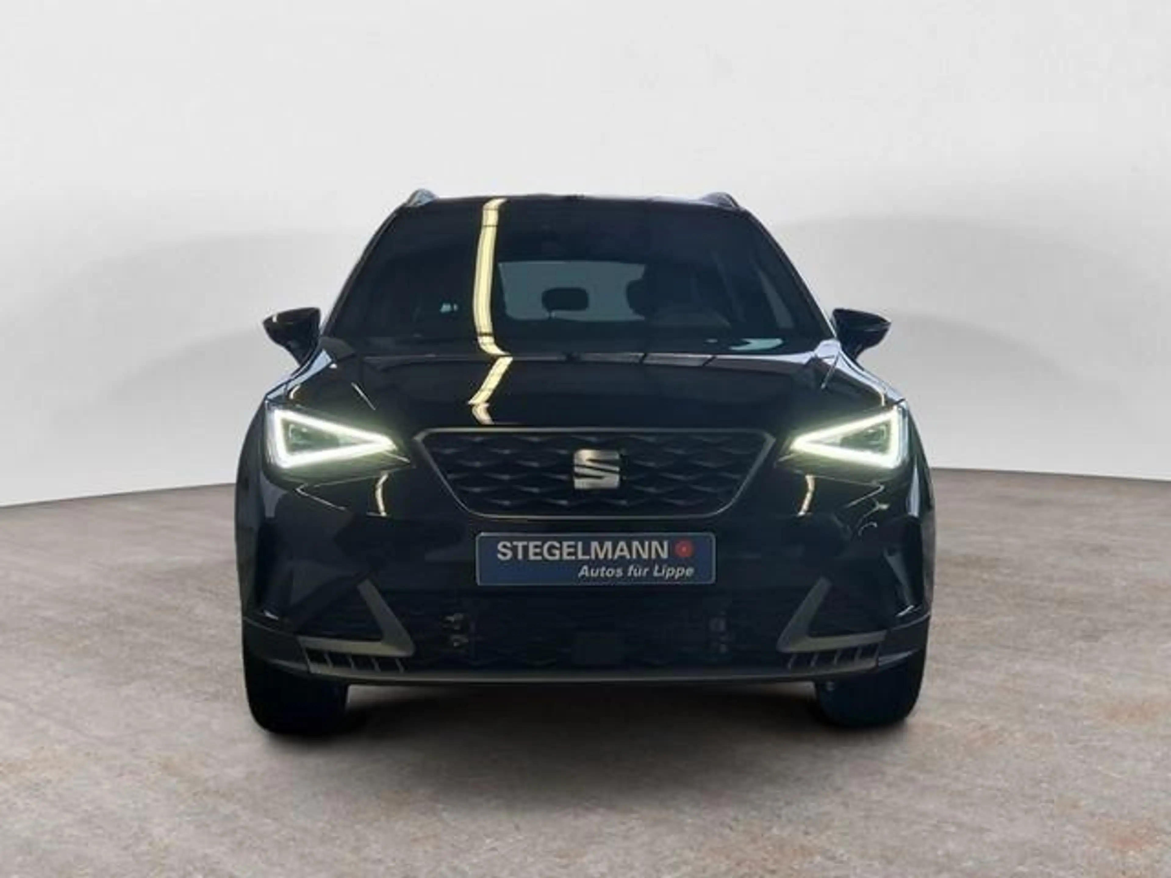 SEAT Arona 1.0 TSI DSG FR-Line *AHK*LED*Navi*Kamera* — photo 11