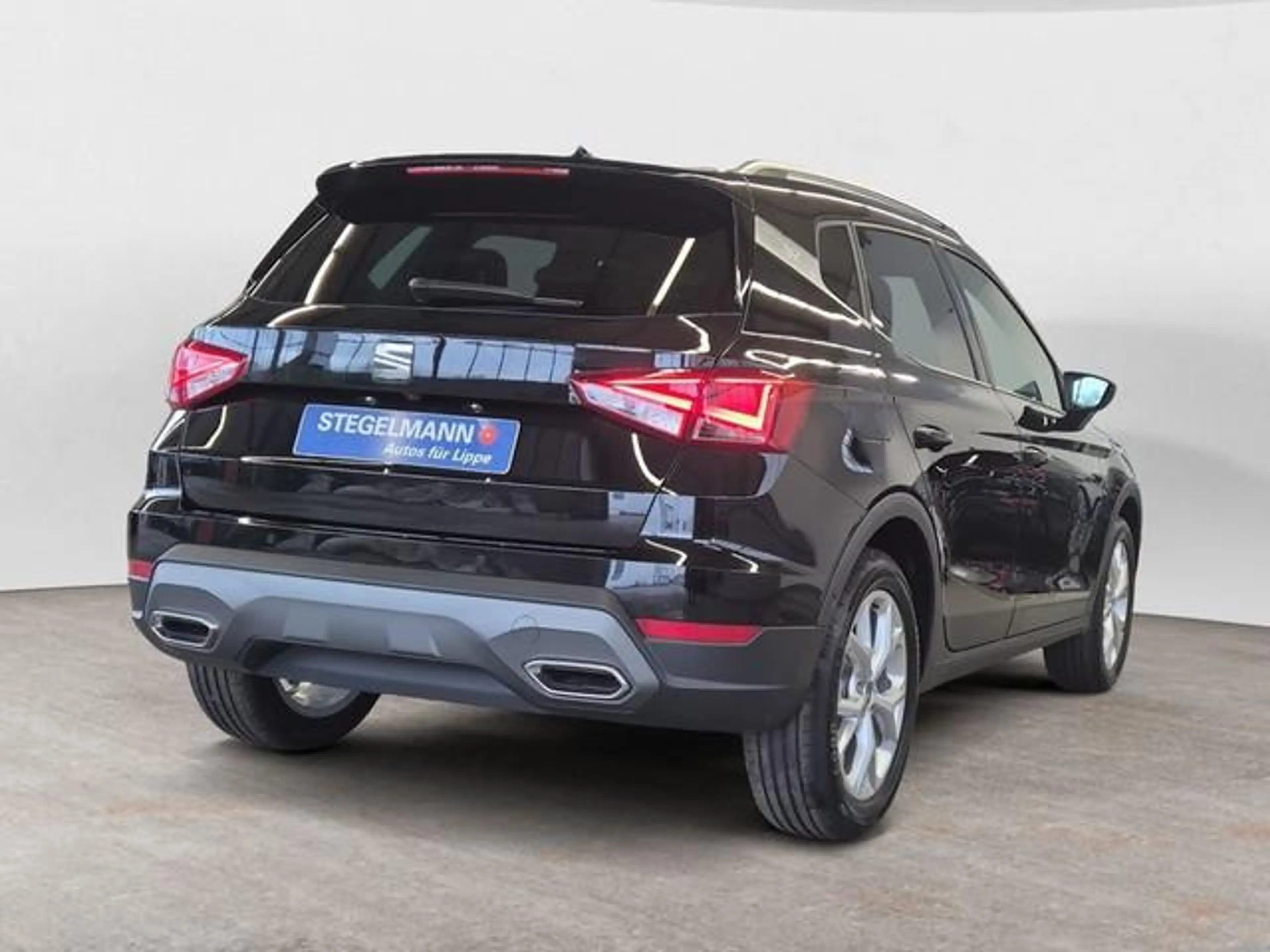 SEAT Arona 1.0 TSI DSG FR-Line *AHK*LED*Navi*Kamera* — photo 7