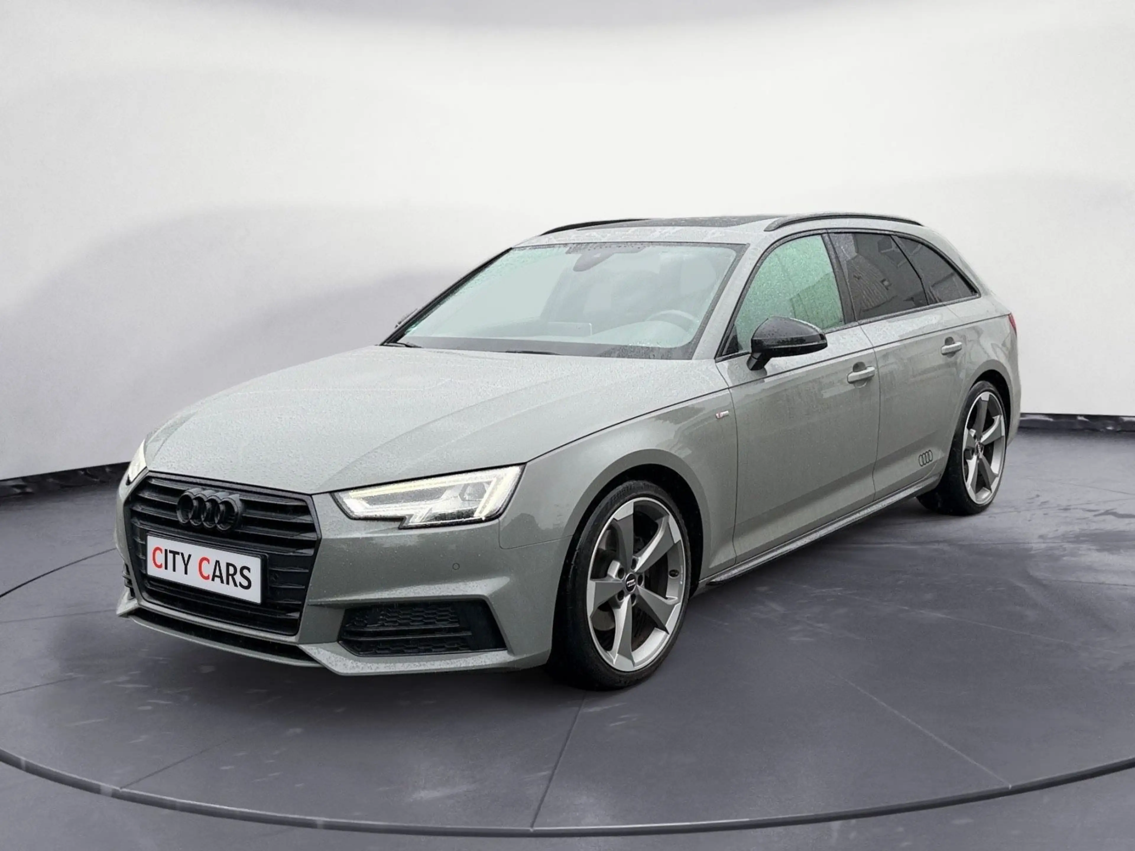 Audi A4 Avant sport ultra 3x S-Line Matrix Pano