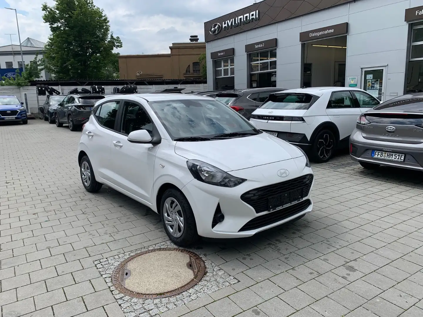 Hyundai i10 1.0 Select Kamera. PDC, Klima , Radio, Weiß - 2
