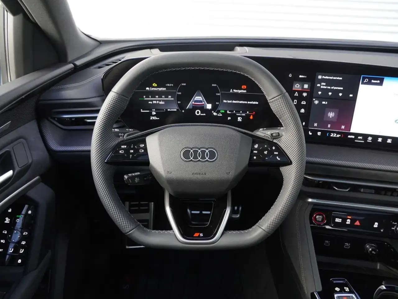Audi SQ5 снимка Audi SQ5
