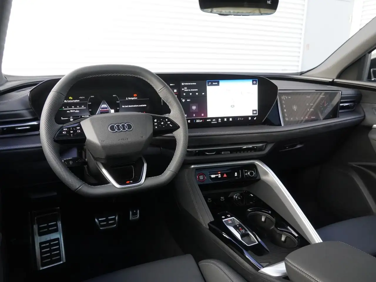 Audi SQ5 снимка Audi SQ5