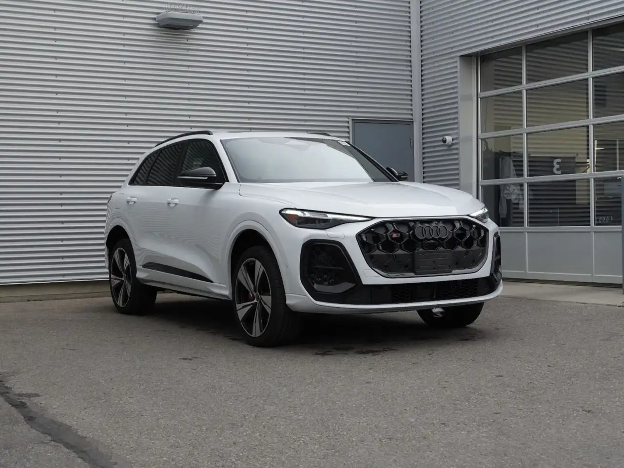 Audi SQ5 снимка Audi SQ5