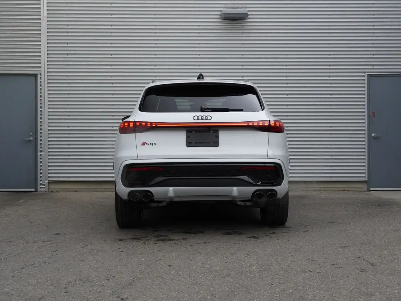 Audi SQ5 снимка Audi SQ5