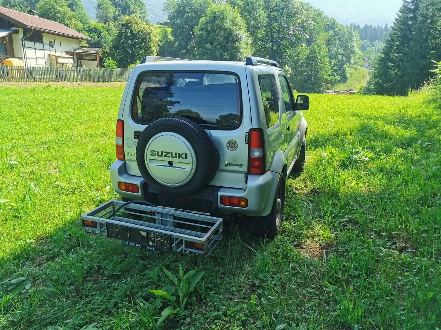 Suzuki Jimny 1,5 VX DDiS Silber - 2