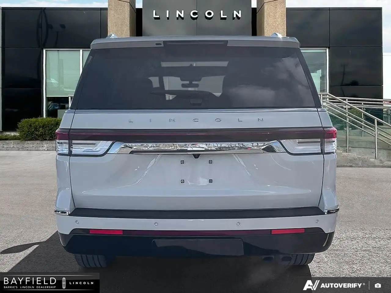Lincoln Navigator снимка Lincoln Navigator