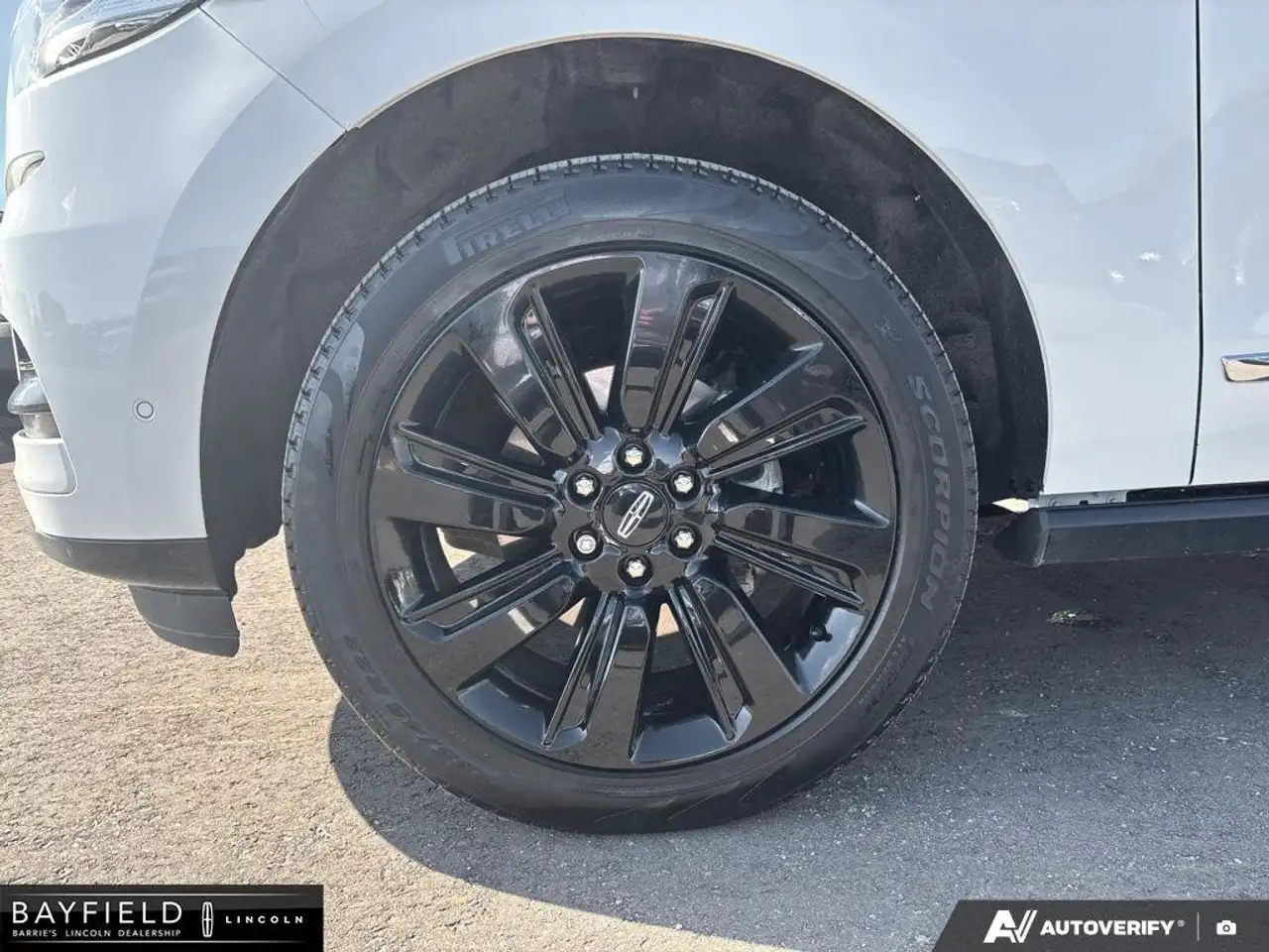 Lincoln Navigator снимка Lincoln Navigator