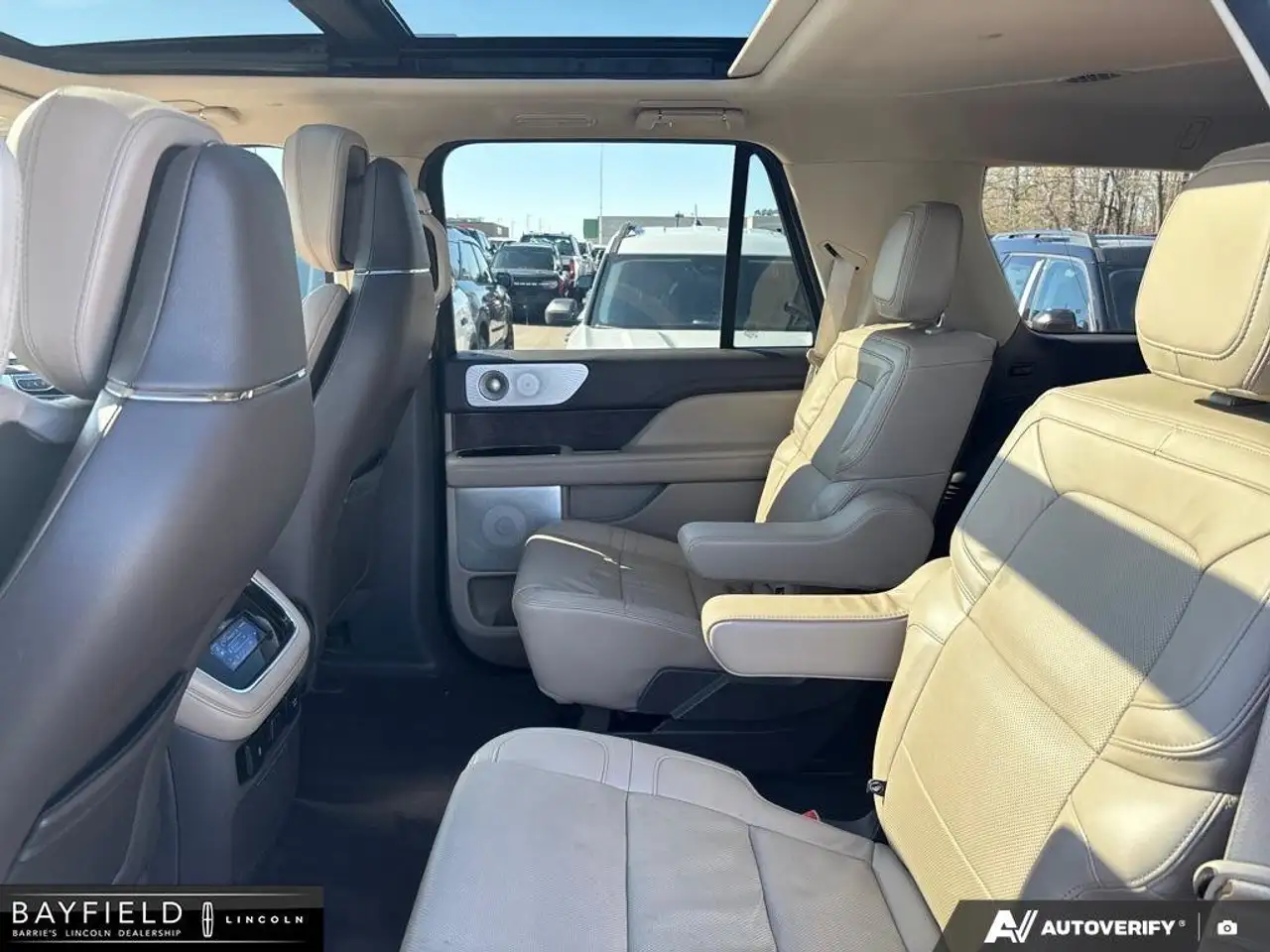 Lincoln Navigator снимка Lincoln Navigator