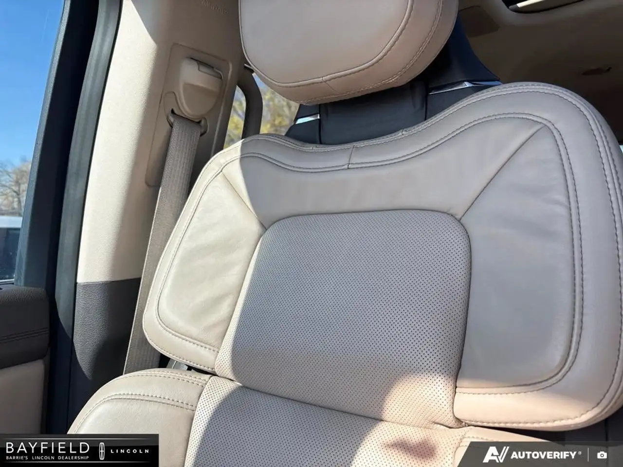 Lincoln Navigator снимка Lincoln Navigator