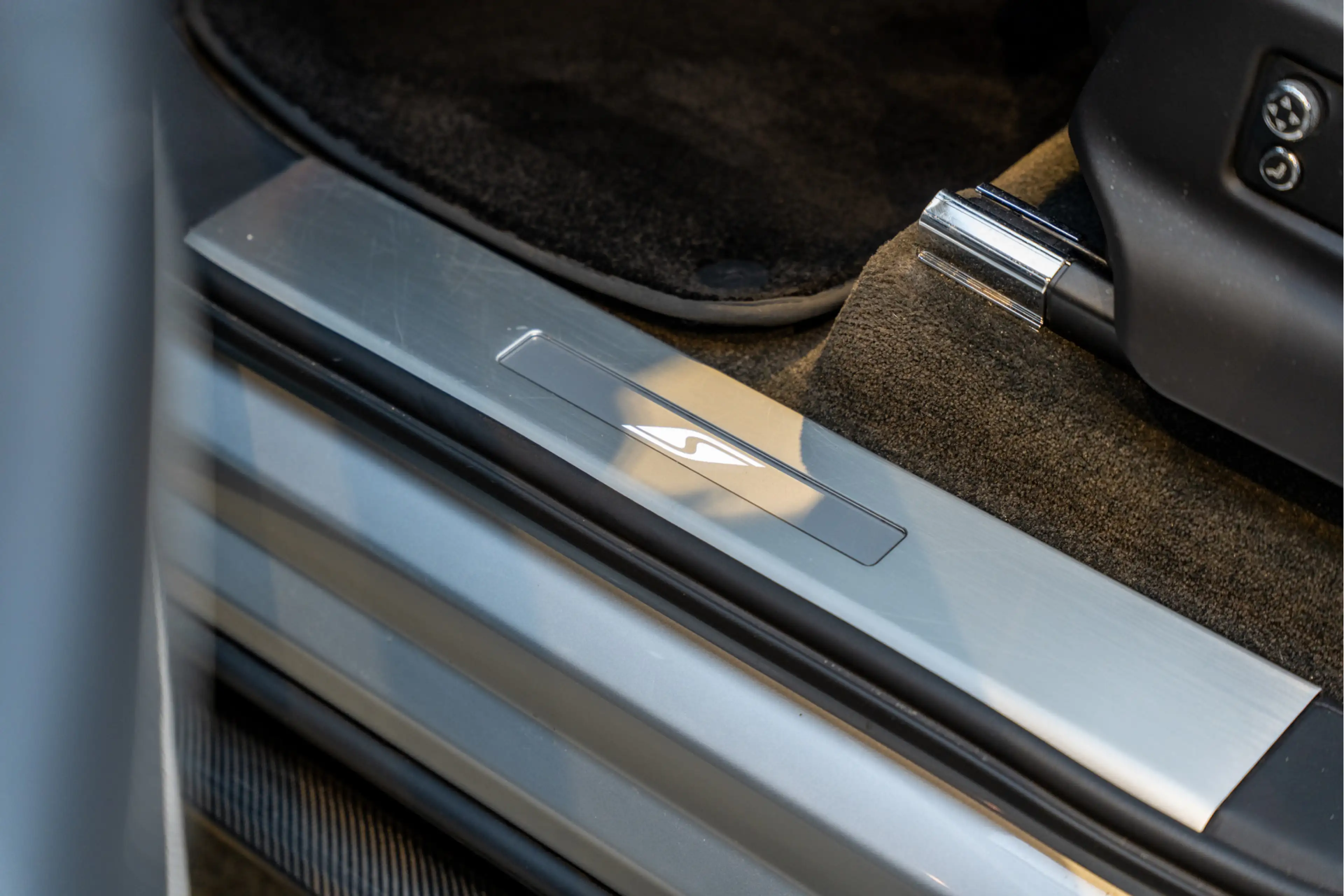 Bentley Bentayga 4.0 V8 S Naim V8S Carbon Styling Pakket — photo 25