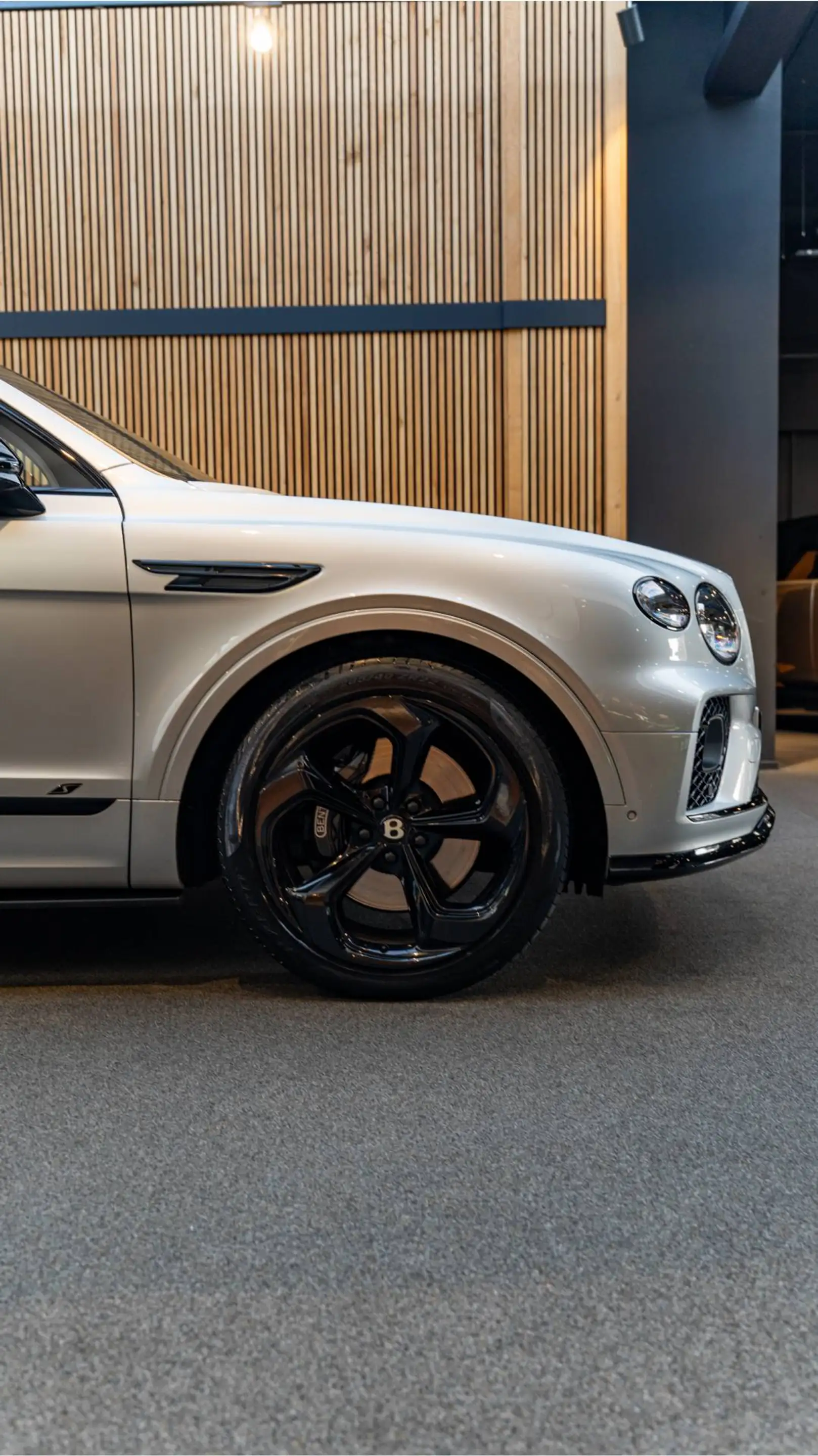 Bentley Bentayga 4.0 V8 S Naim V8S Carbon Styling Pakket — photo 32