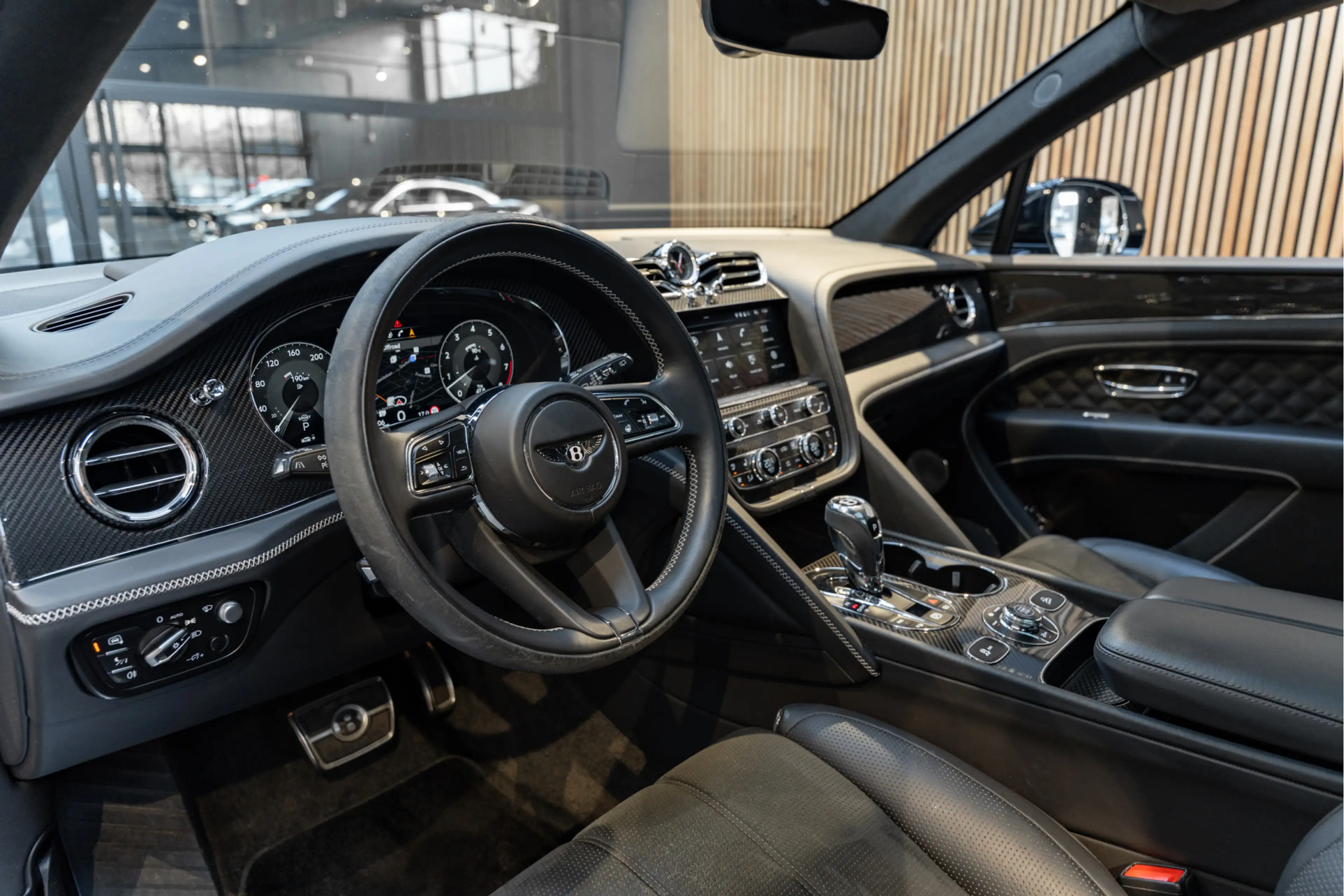 Bentley Bentayga 4.0 V8 S Naim V8S Carbon Styling Pakket — photo 19