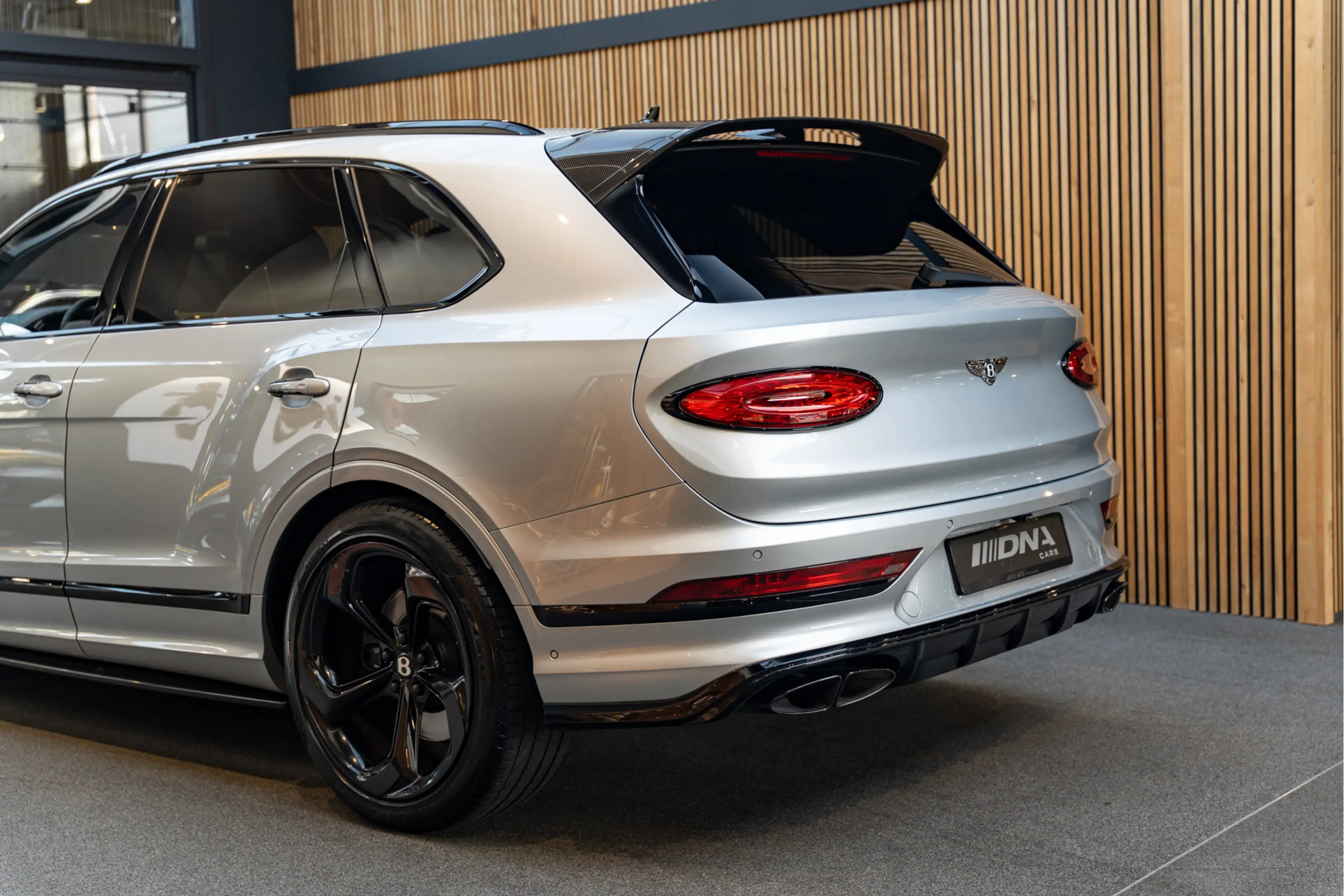 Bentley Bentayga 4.0 V8 S Naim V8S Carbon Styling Pakket — photo 6