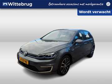 E-DITION / Parkeerassistent / Navi / Stoelverwarmi