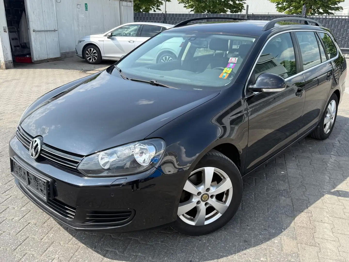 Volkswagen Golf VI Variant Highline-1 Jahr Garantie/6 Gang Schwarz - 1