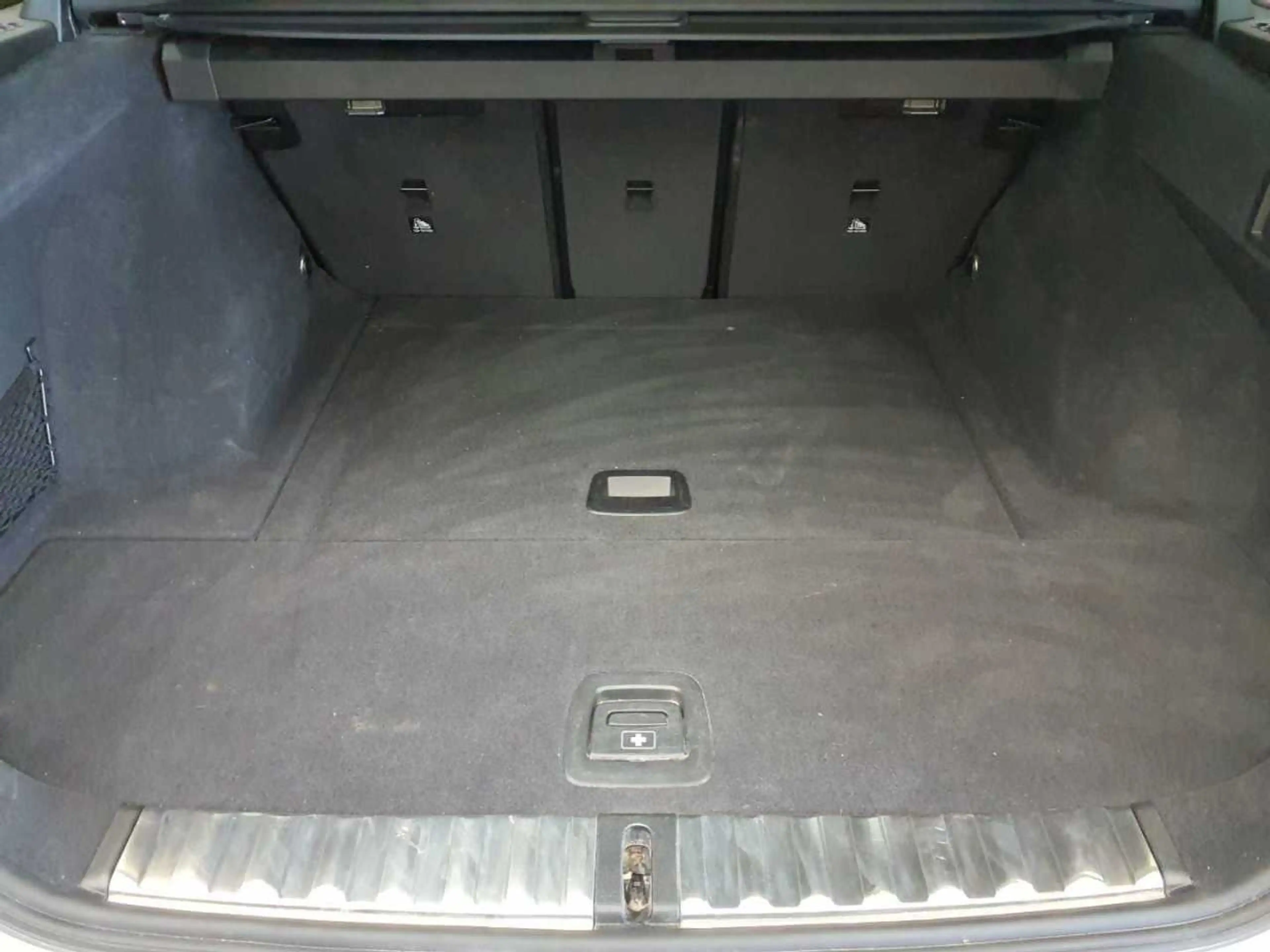BMW 318 318d Touring Aut. Navi SHZ LED — photo 15