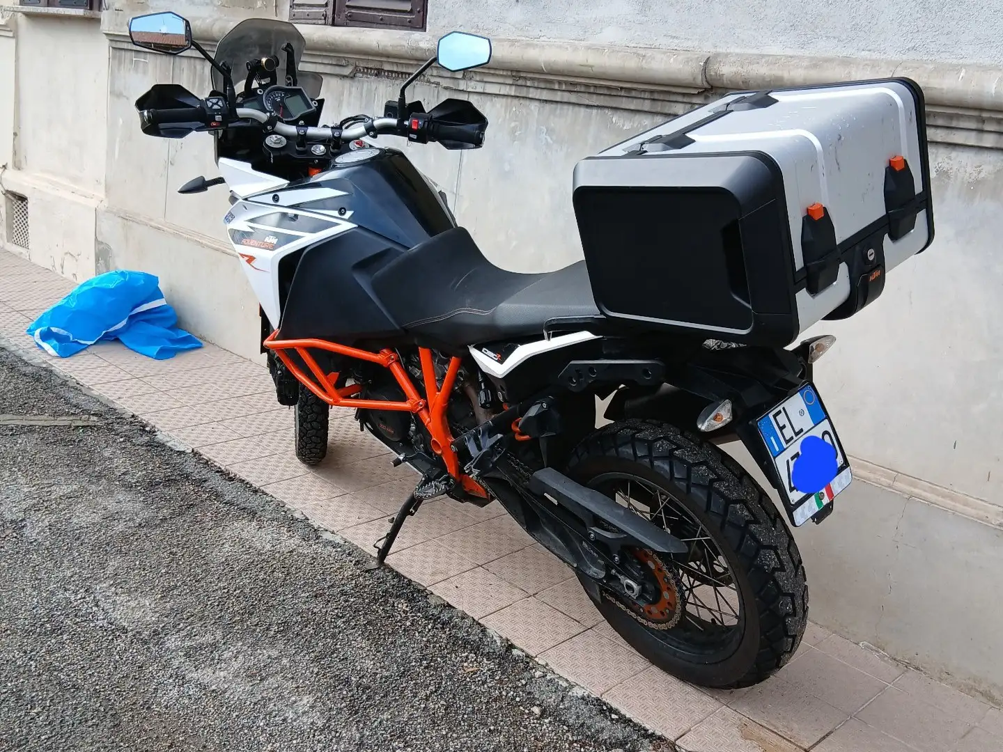 KTM 1090 Adventure r Bílá - 1