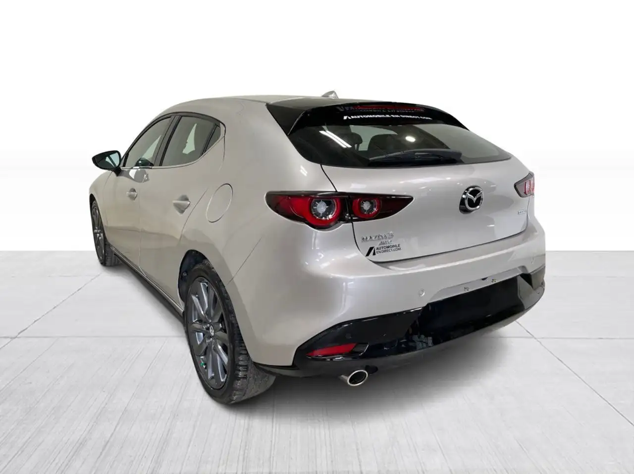Mazda 3 снимка Mazda 3
