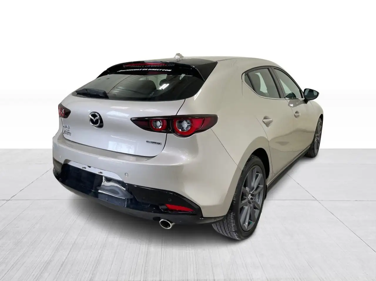 Mazda 3 снимка Mazda 3