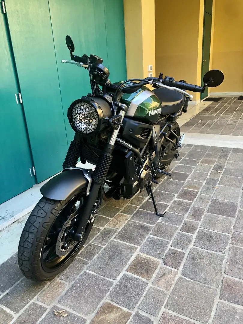 Yamaha XSR 700 - 1