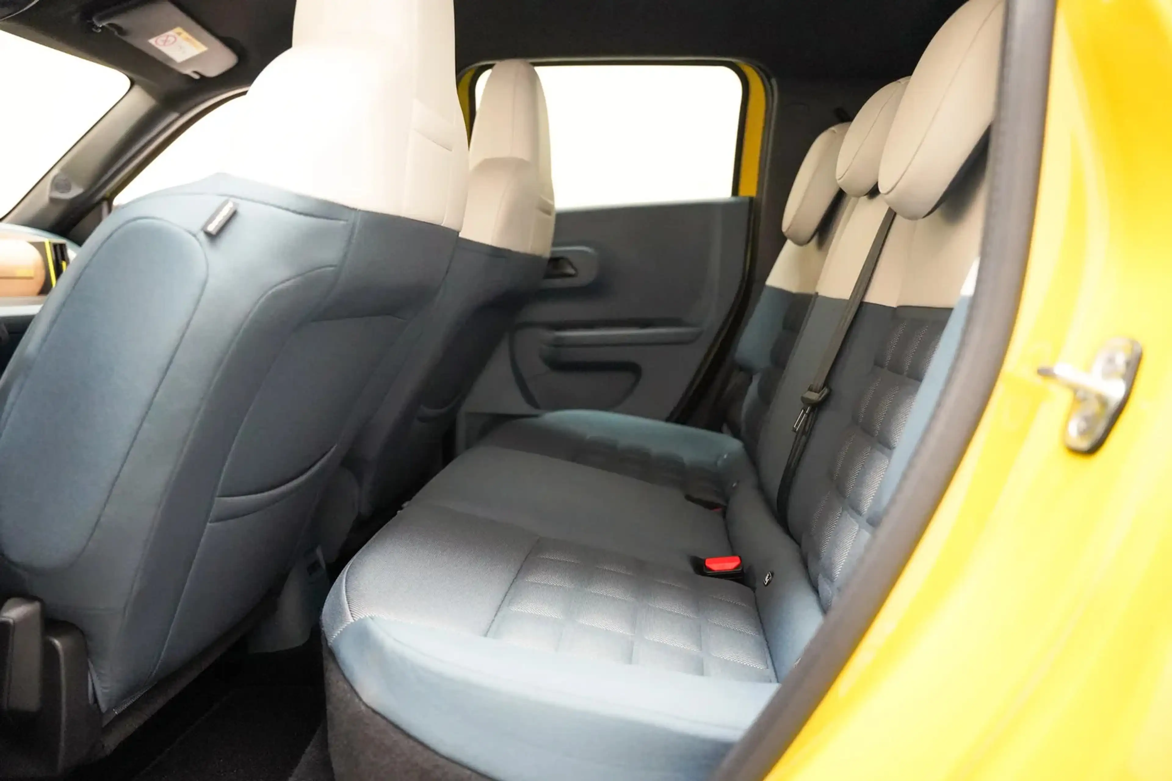Fiat Grande Panda La Prima 11 kW 44 kWh [ LED Navi Apple/Android Cam — photo 15