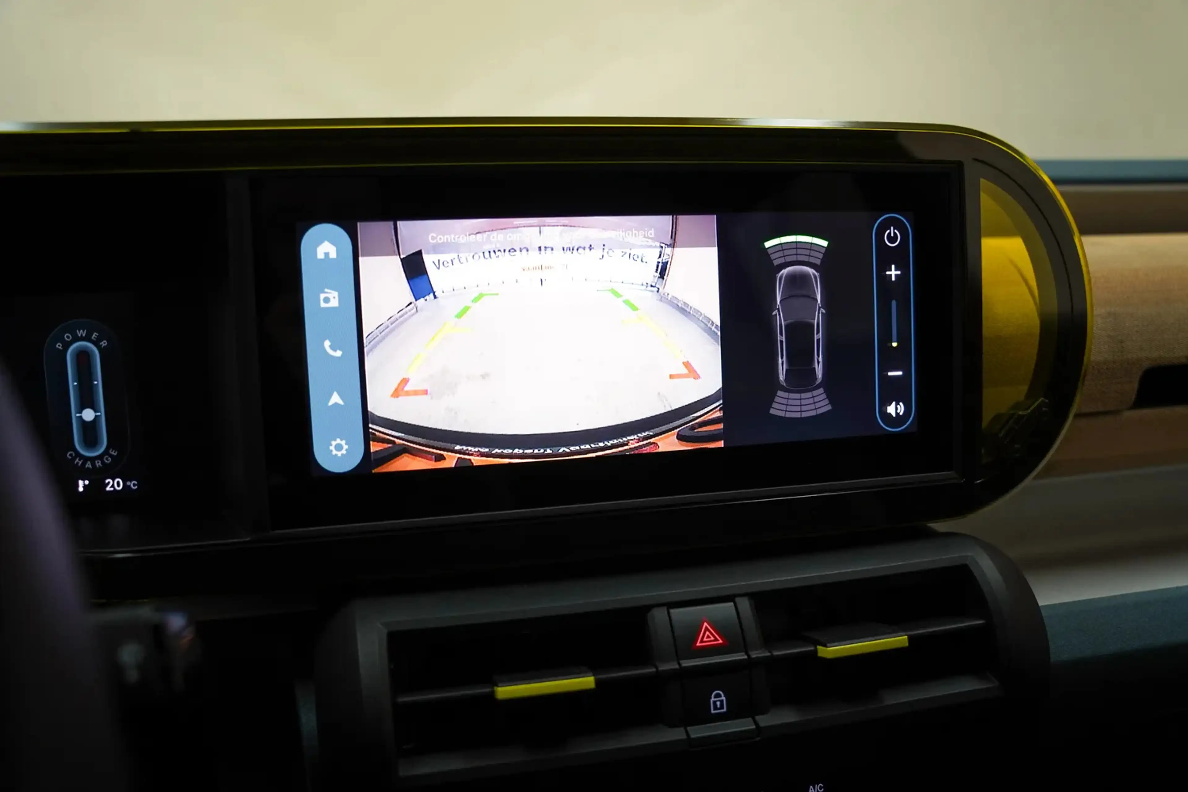 Fiat Grande Panda La Prima 11 kW 44 kWh [ LED Navi Apple/Android Cam — photo 8