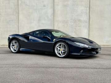 F8 Tributo - Blu Pozzi - sollevatore