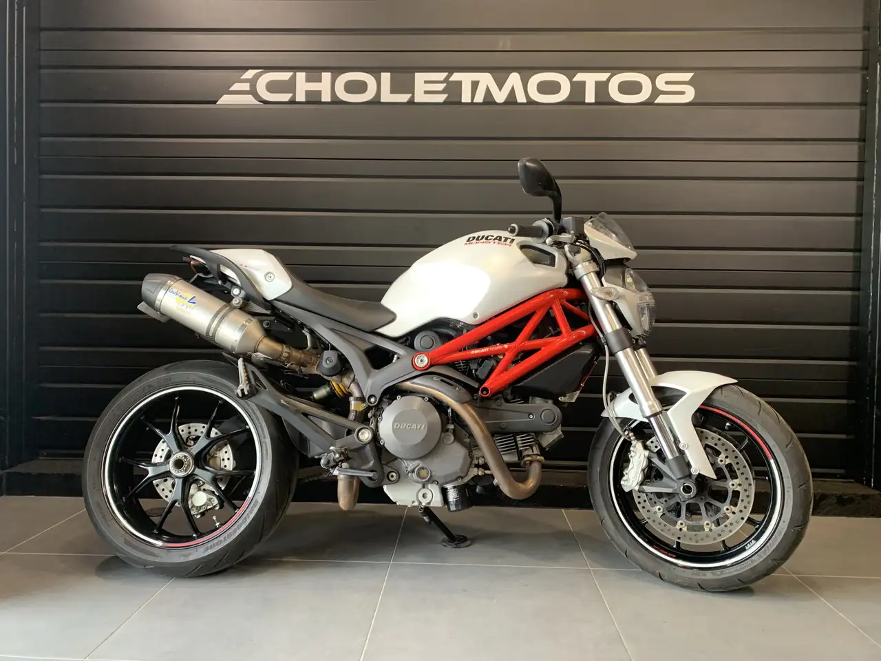 Ducati Monster 796