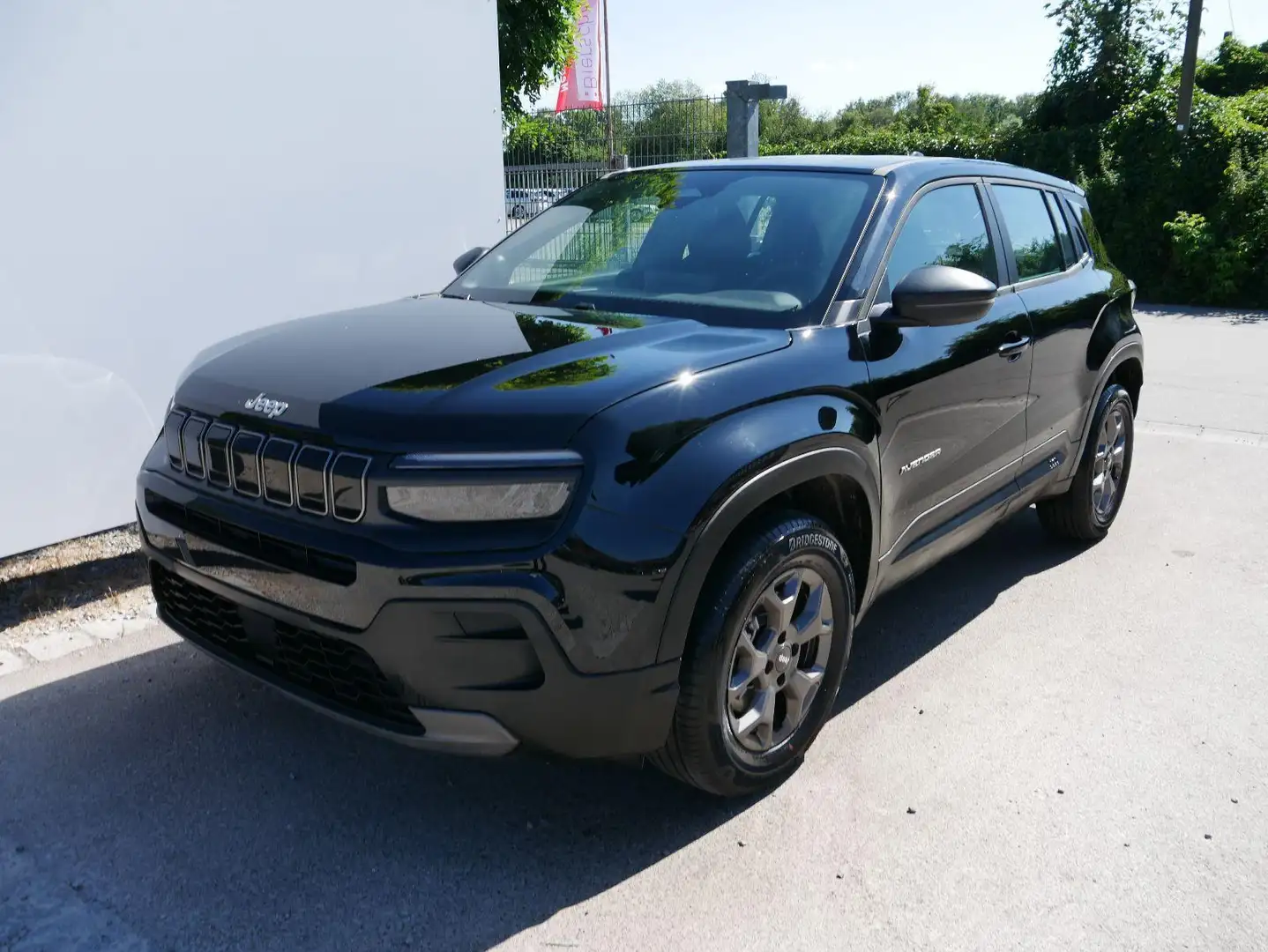 Jeep Avenger Longitude 1.2 MHEV*NAVI-ÜBER-SMARTLINK*LED*PDC*... Schwarz - 1